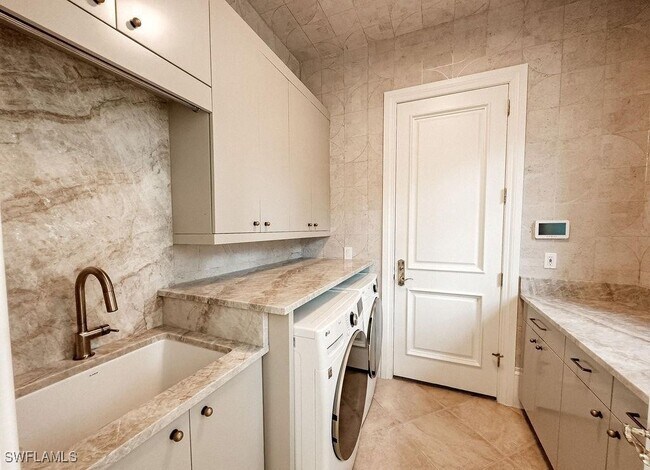 Building Photo - 15627 Villoresi Way