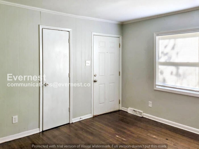 Building Photo - 931 Carrington Dr