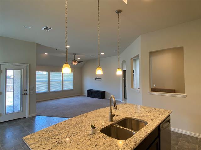 Building Photo - 413 Bow Dr