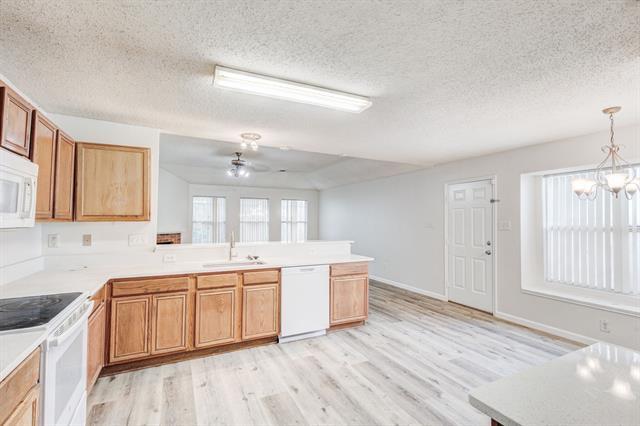 Building Photo - 7133 Amber Dr