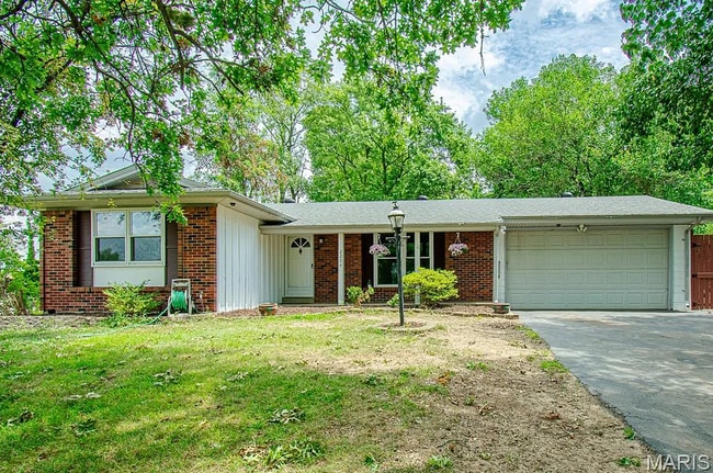 Building Photo - 2294 Westglen Park Dr