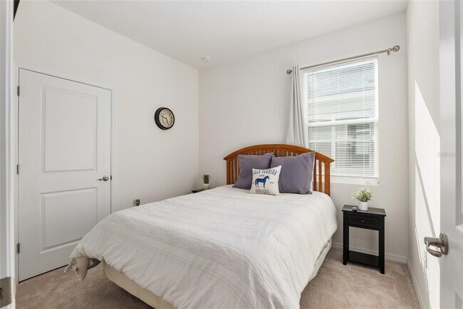 Building Photo - 3 Bedrooms | 2 Bathrooms | 2-Car Garage | Fully Fenced Yard