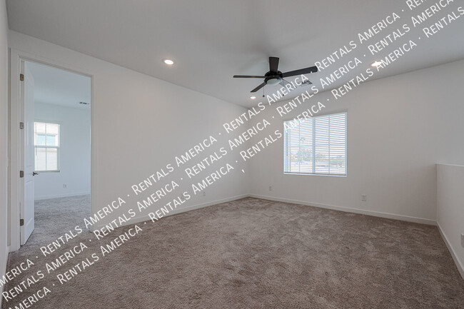 Building Photo - 1117 N Jay Pl