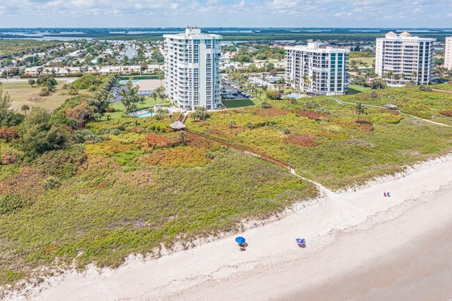 Building Photo - 2700 N Hwy A1A