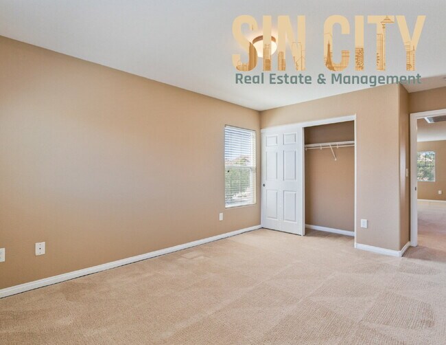 Building Photo - Spacious 4-Bedroom Oasis with 3.5 Baths in...