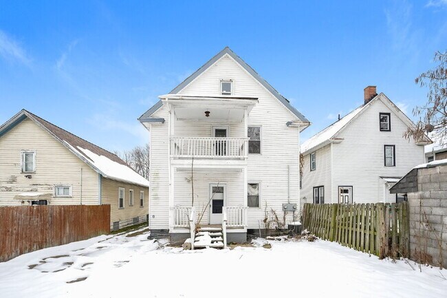 Building Photo - 3870 W 19th St