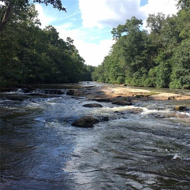 Building Photo - 7515 Asbury Dr