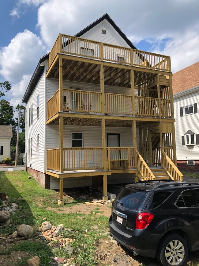 27 Symonds St 27 Symonds St Salem MA 01970 Apartment Finder