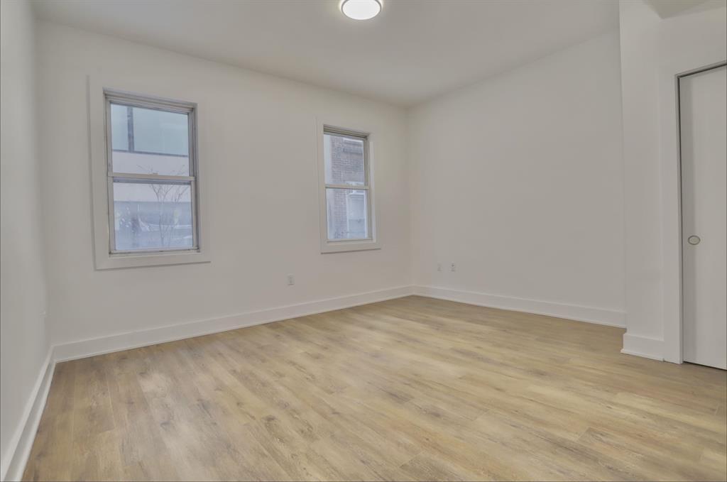 Building Photo - 517 Willow Ave