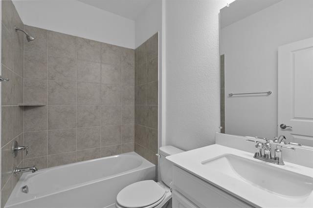 Building Photo - 1209 Bonsmara Dr