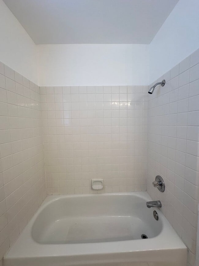Building Photo - 5730 W Monte Verde Ct