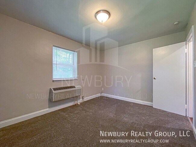 Building Photo - 309 San Juan Dr
