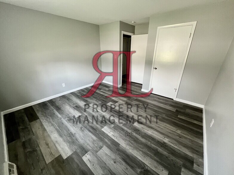 Building Photo - 2980 Reis Ave