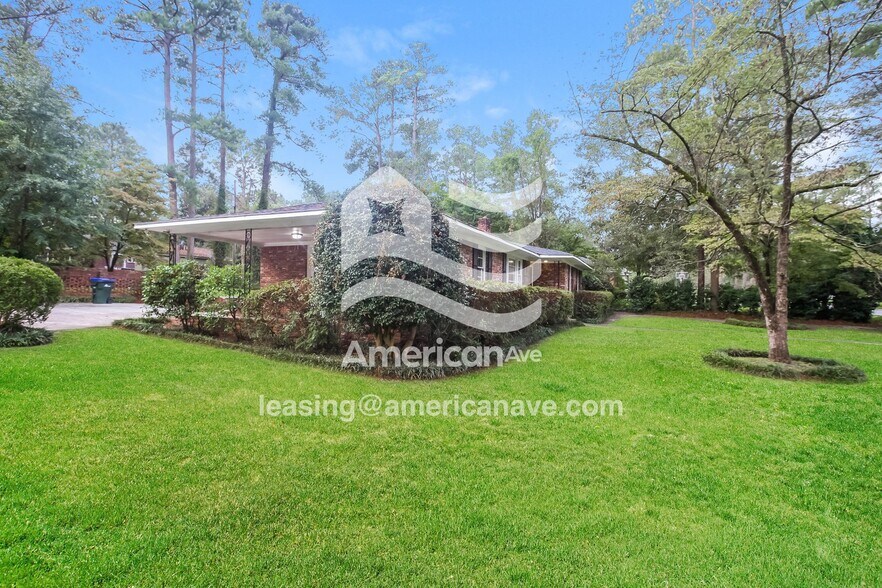 Building Photo - 6824 Eastbrook Rd