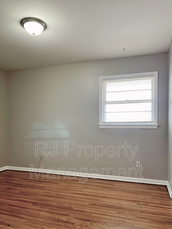 Building Photo - 1711 Goodhaven Dr