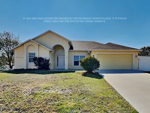 Building Photo - 3115 Victoria Dr