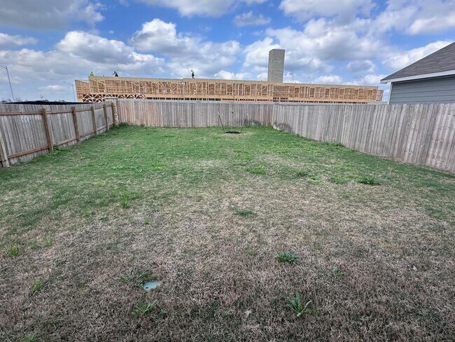 Building Photo - 1140 Cattail Ln