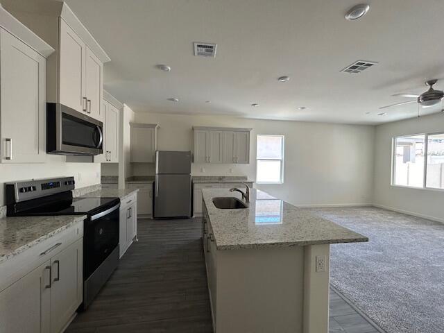 Building Photo - 42391 Palisades Dr