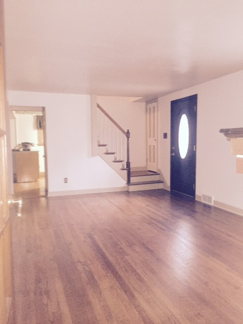 Building Photo - 2042 Fairland Ave