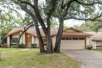 Building Photo - Beautiful Single Family Home in Northwood