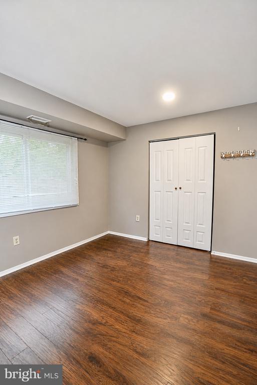 Building Photo - 204 Park Terrace Ct SE