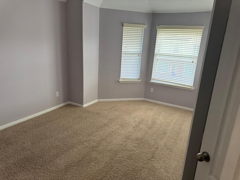 Building Photo - 29815 N Legends Chase Cir