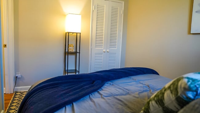 Building Photo - 1746 E Broad St