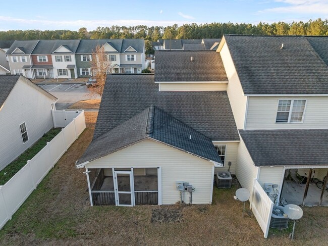 Building Photo - Welcome to Carolina Forest!