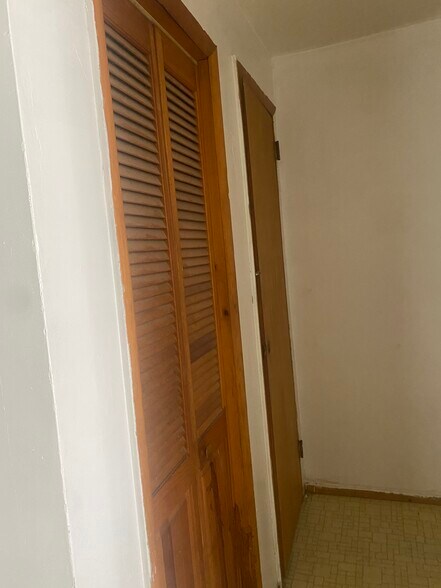 Building Photo - 314 Rutter Ave