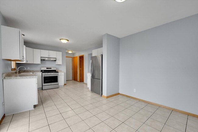 Building Photo - 6621 Samantha Ln