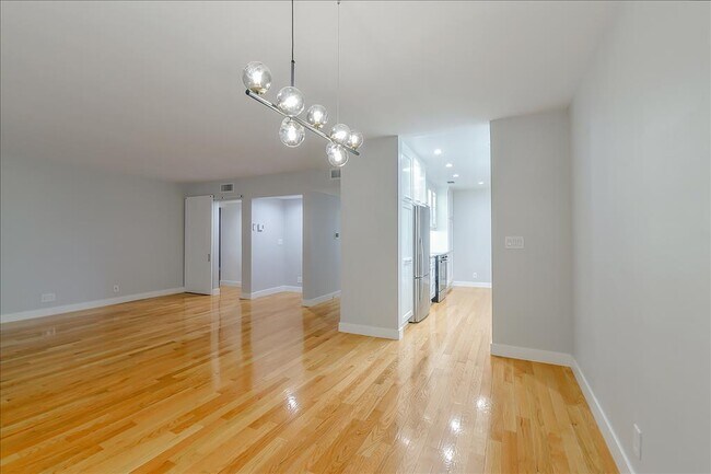 Building Photo - 1203 N Sweetzer Ave