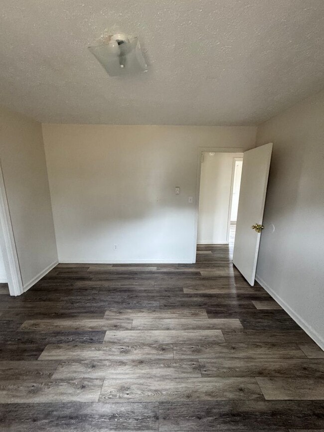 Building Photo - 3/1 in Boiling Springs, NC