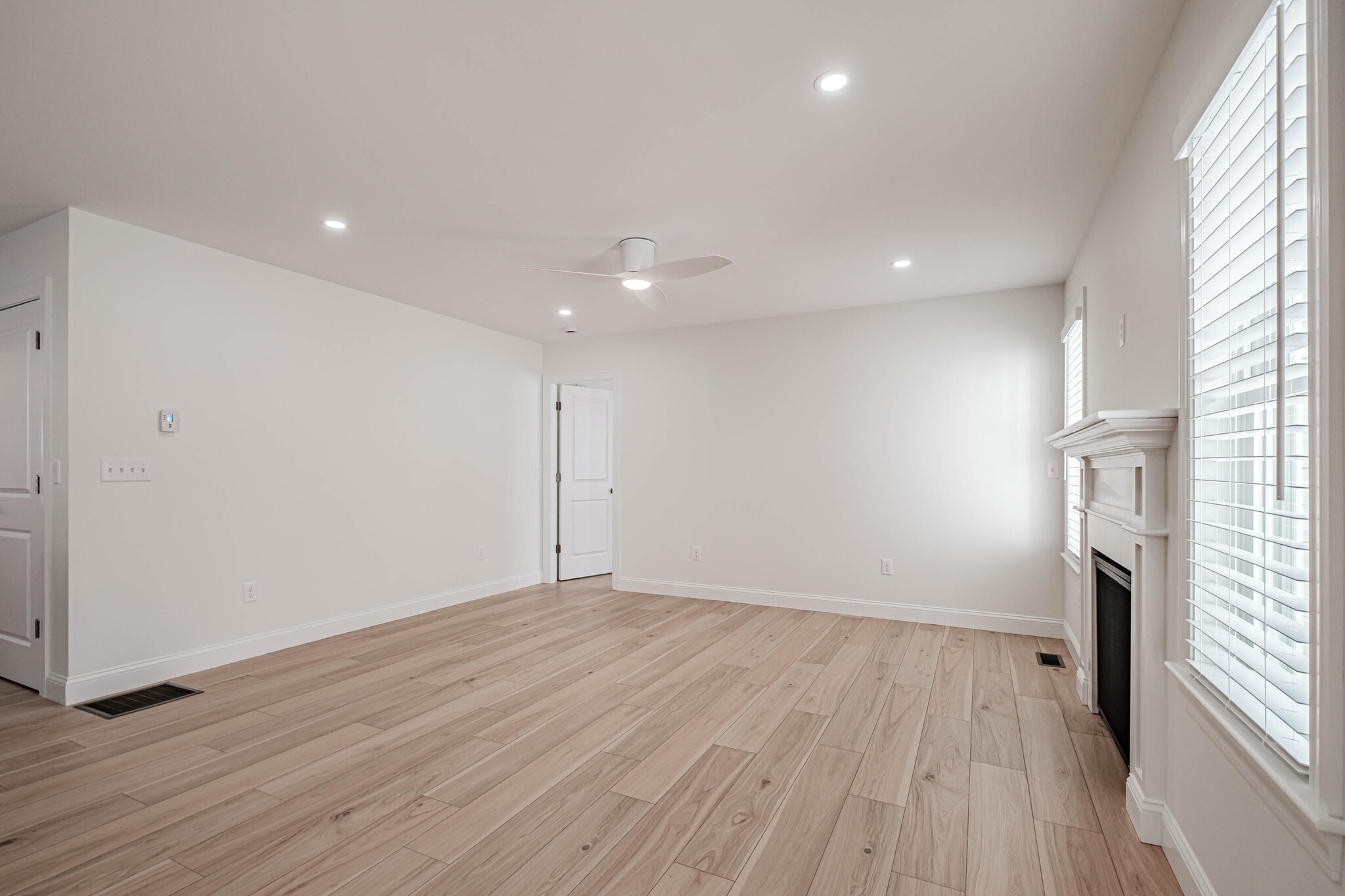 Building Photo - 12 Paulsen Dr