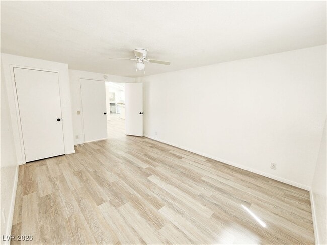 Building Photo - 1860 W Wilson Rd