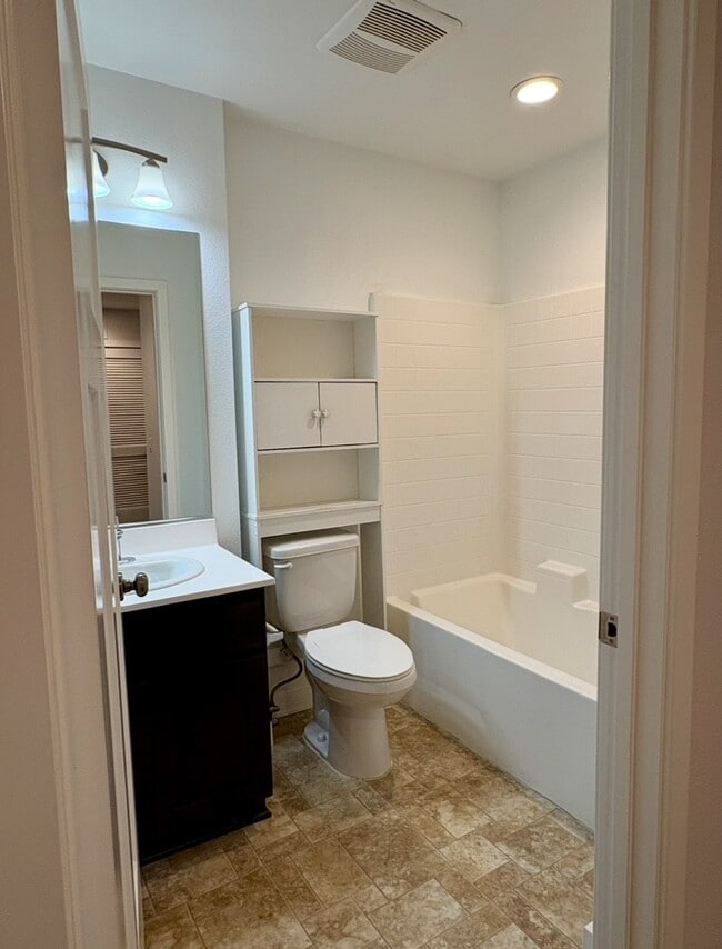 Building Photo - 13218 Shaw Ln