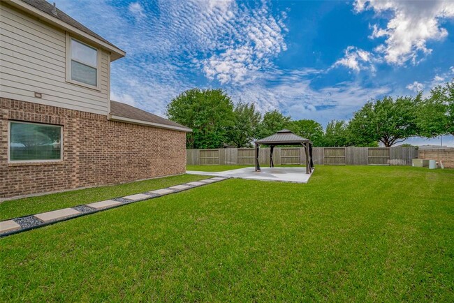 Building Photo - 26027 Chapman Falls Dr