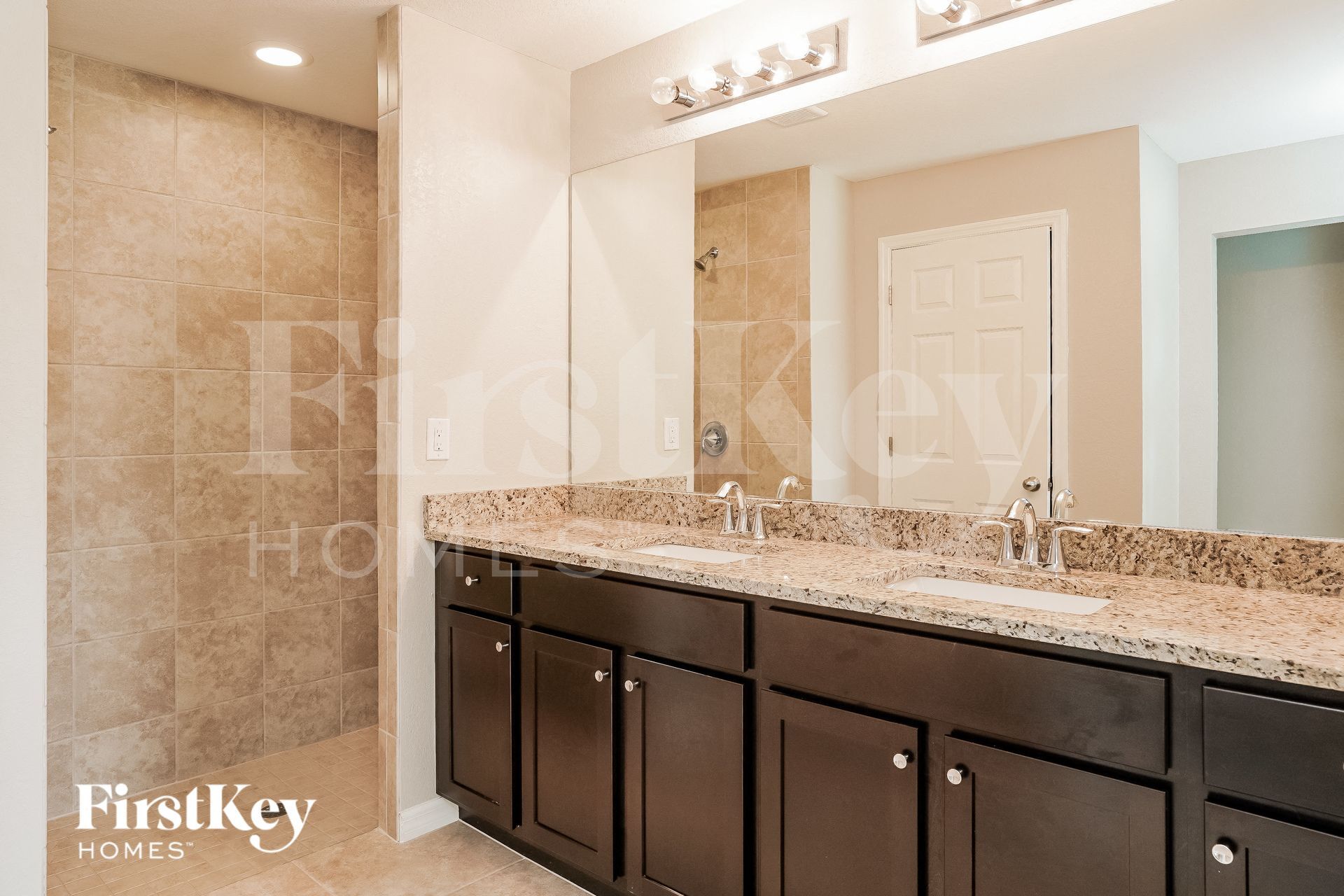 Building Photo - 1114 SW 41st Terrace