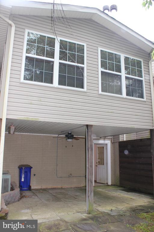 Building Photo - 9664 Guilford Rd