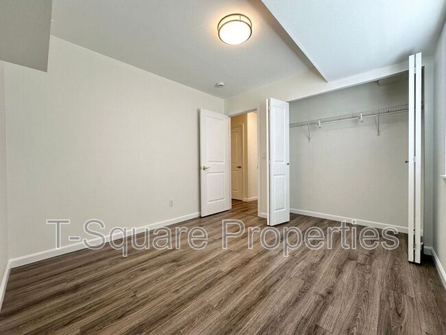 Building Photo - 8443 Delridge Wy SW