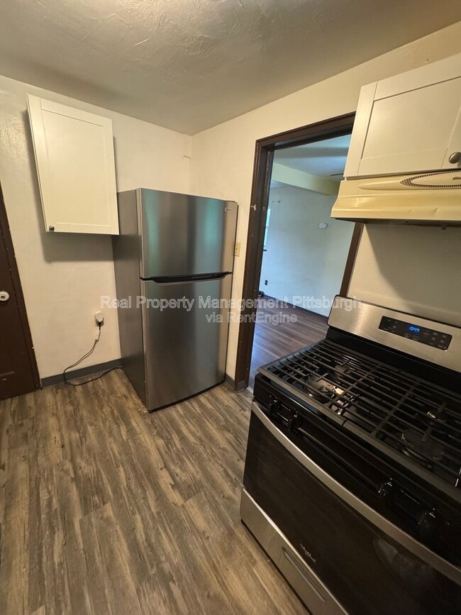 Building Photo - 48 Wenzell Pl