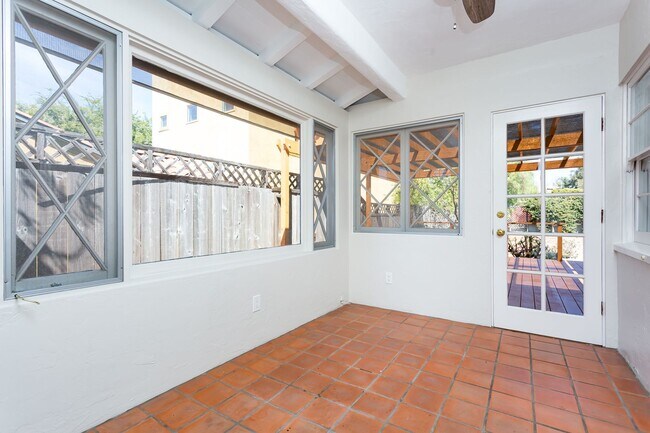 Building Photo - Single Story Craftsman in North Park