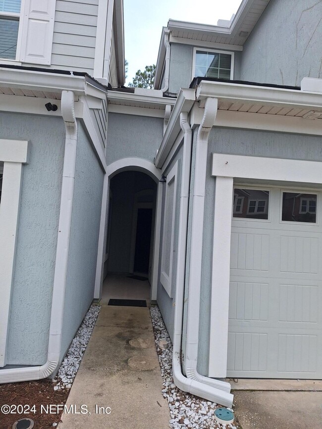 Building Photo - 177 Richmond Dr
