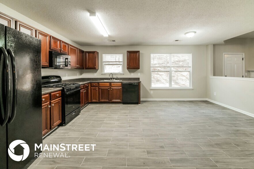 Building Photo - 2021 Reflective Waters Rd