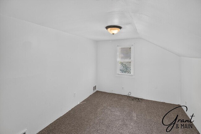 Building Photo - 21787 Nevada Ave