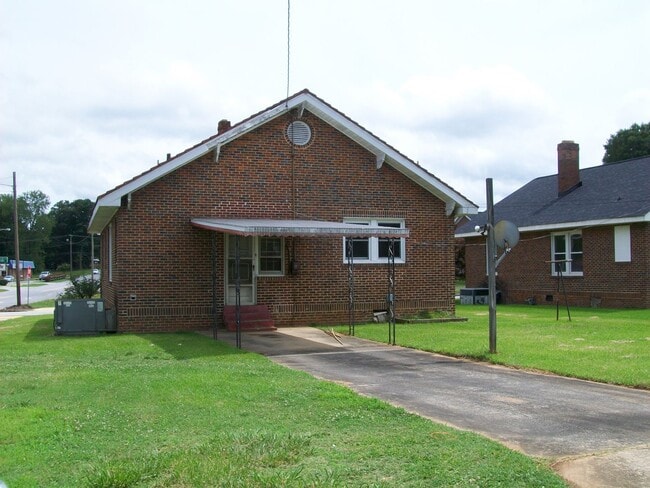 Building Photo - 100 Piedmont Ave