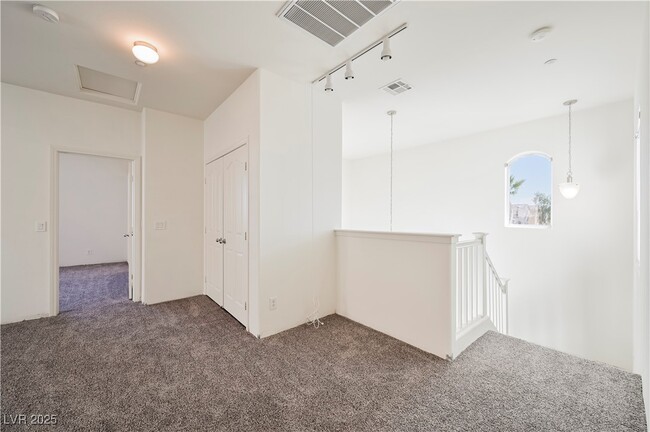 Building Photo - 7204 Rolling Shore Ct
