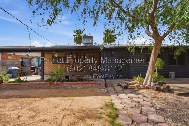 Building Photo - 4232 W Keim Dr