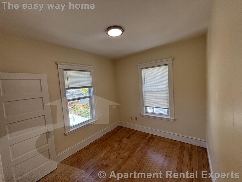 Building Photo - 65 Wareham St