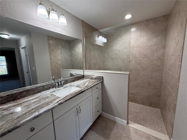 Building Photo - 10426 SW 133 Ave