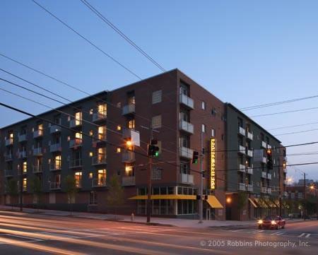 Building Photo - 620 Glen Iris Dr NE